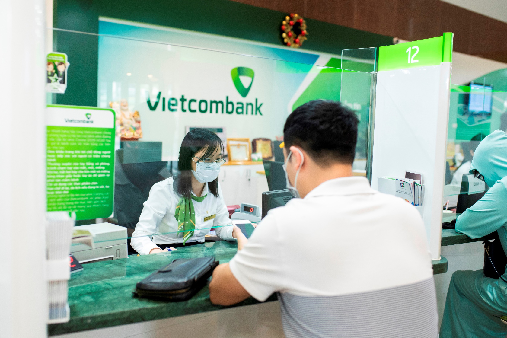 Cách làm lại thẻ ATM Vietcombank