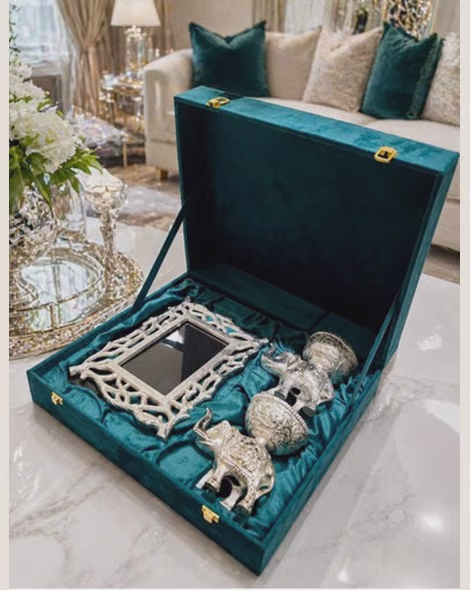 Velvet Decorative Gift Box with Silver Elephant Figurines and Mirror