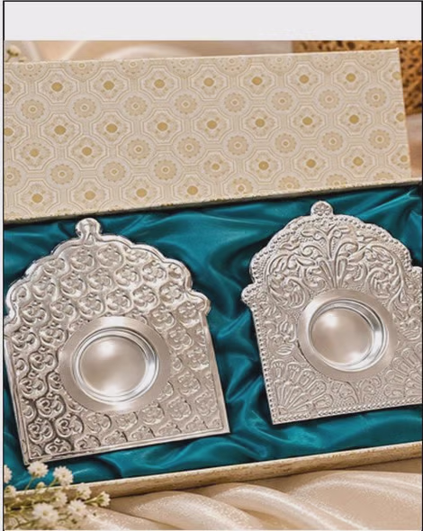 Ornate Silver Metal Candle Holders