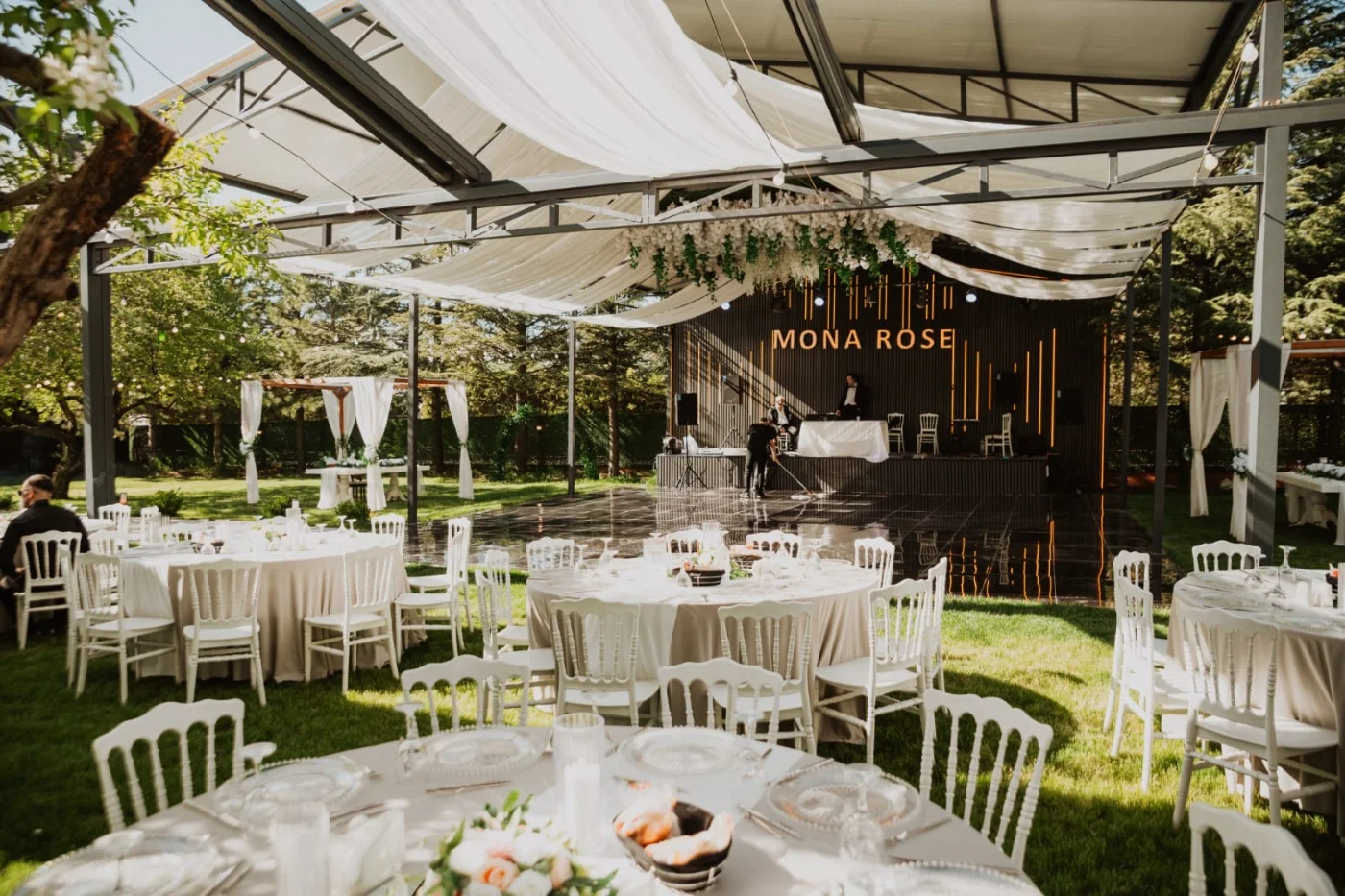 MONA ROSE GARDEN Kır Düğünü Ankara - Düğün Salonu Fotoğrafı 3
