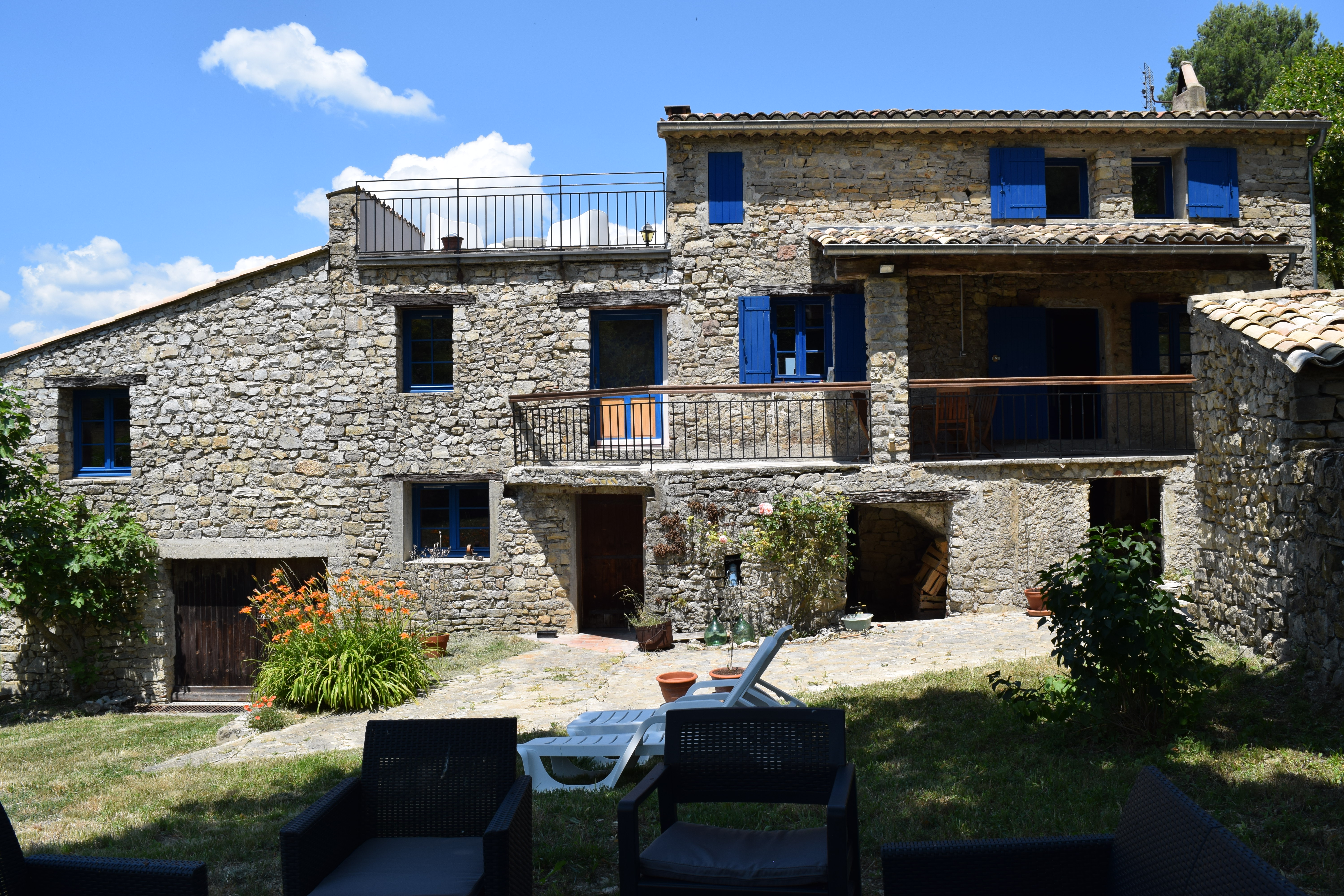 VILLA en Pleine nature avec Piscine et spa en Drôme Provençale : photo 7 de l’hébergement