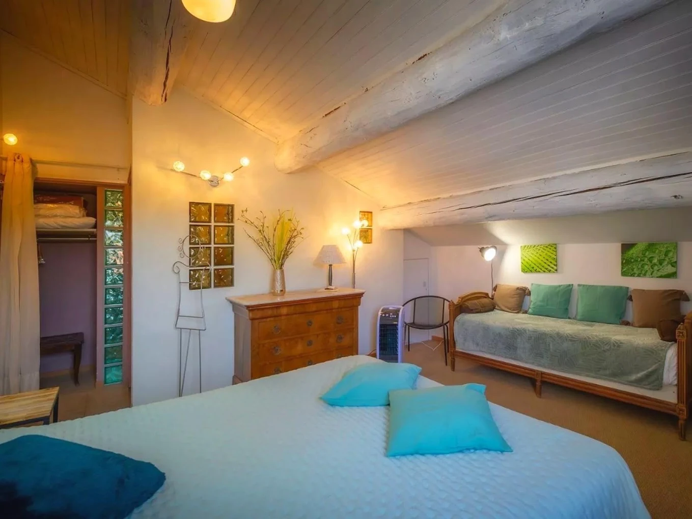 Auberge de Tavel – Hôtel de charme avec piscine au cœur des vignobles : photo 6 de l’hébergement
