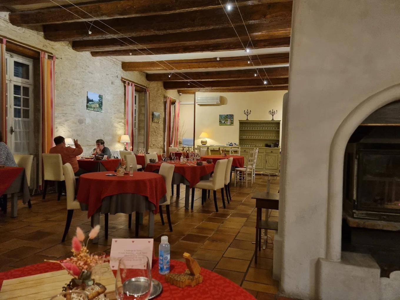 Auberge de Tavel – Hôtel de charme avec piscine au cœur des vignobles : photo 8 de l’hébergement