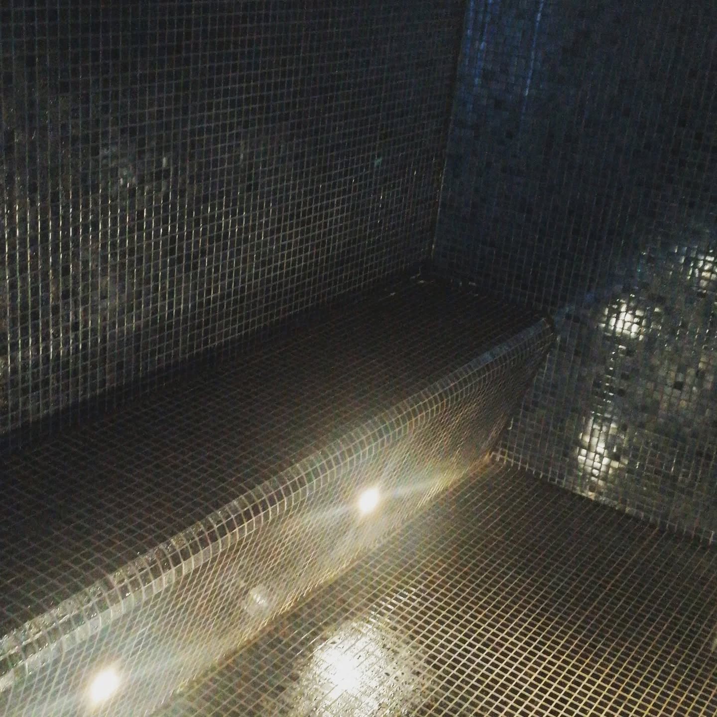L'Eau Rêvée - Wellness & Spa, votre nouveau centre de bien-être à Lens (Belgique). Spa privatif