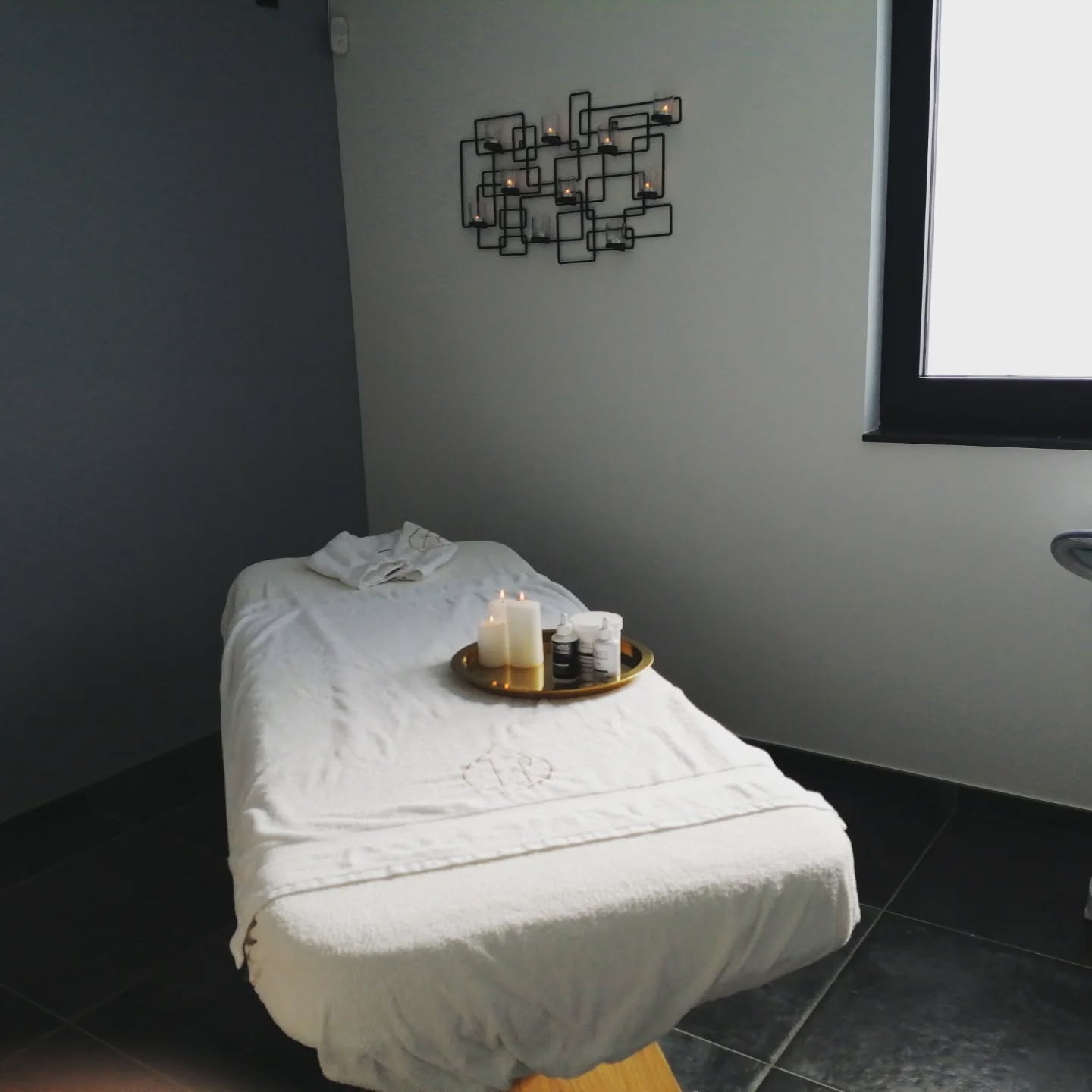 L'Eau Rêvée - Wellness & Spa, votre nouveau centre de bien-être à Lens (Belgique). Spa privatif : photo 5
