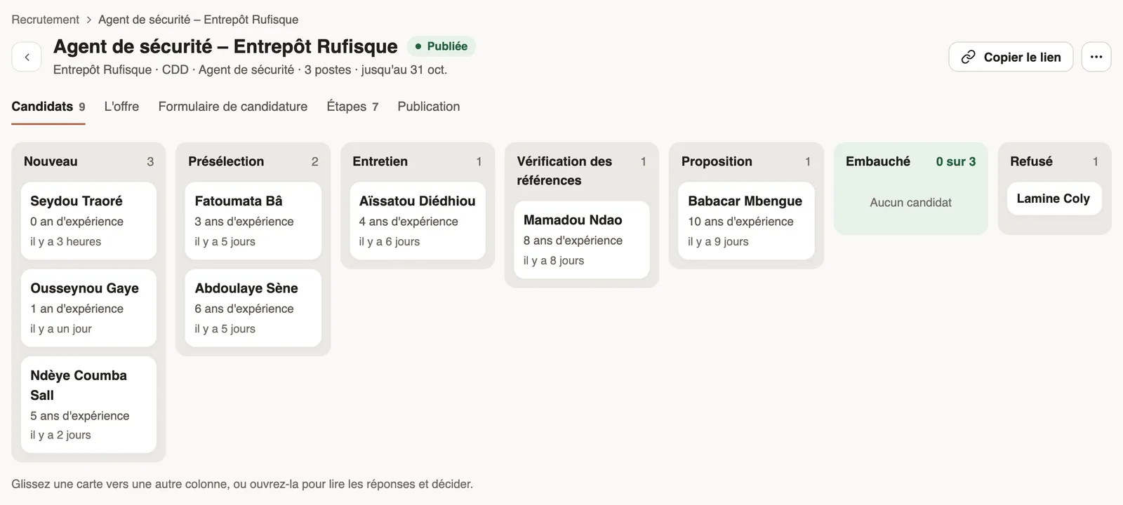 L'onglet Candidats : neuf candidats répartis dans les colonnes Nouveau, Présélection, Entretien, Vérification des références, Proposition, Embauché et Refusé