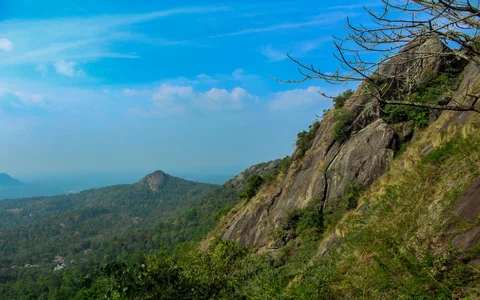 Kurumbalakotta Hills, Wayanad: Trekking, Sunrise Views and Travel Guide