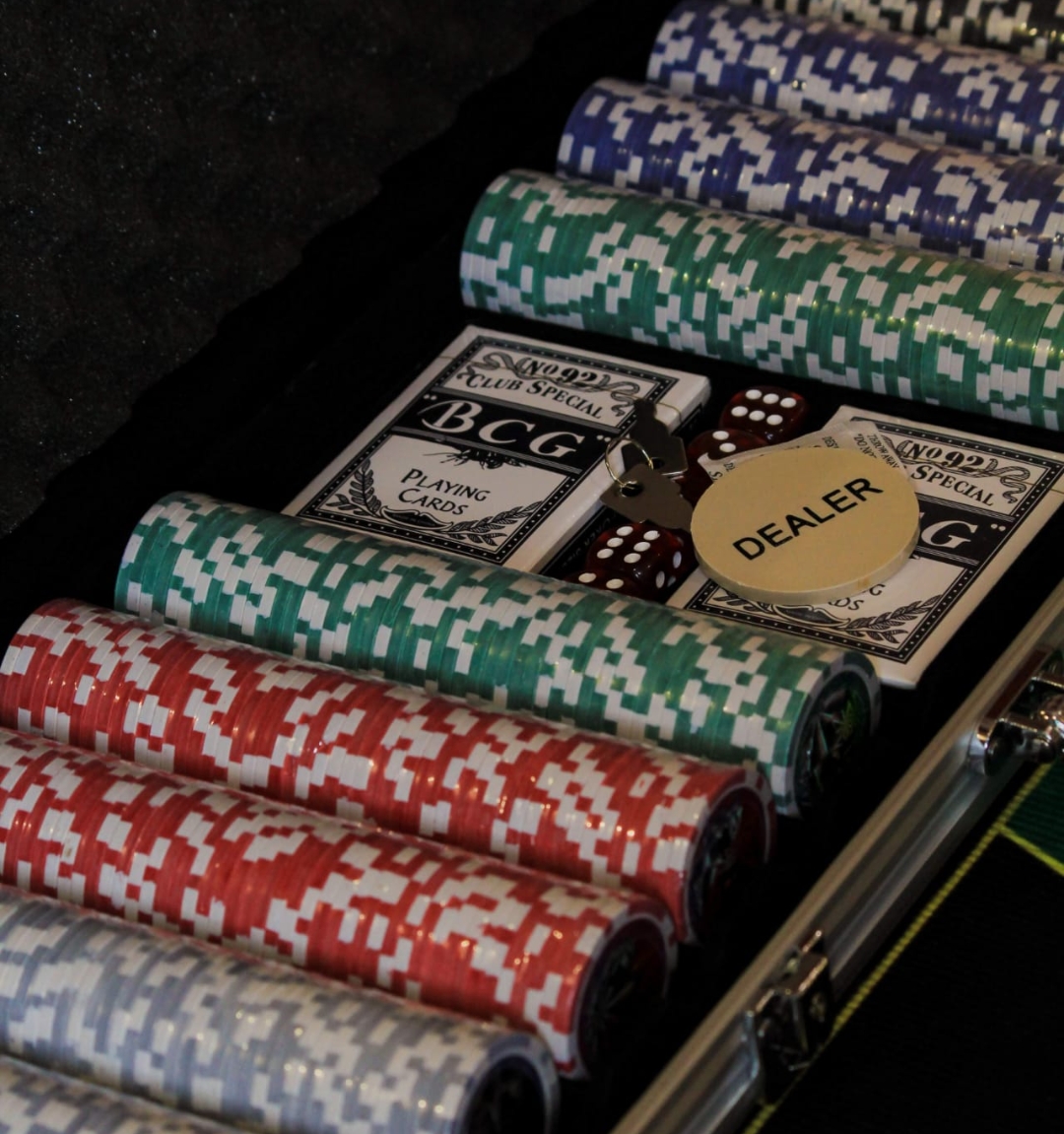 Holographic - 500 Poker Chips Briefcase - Image 1