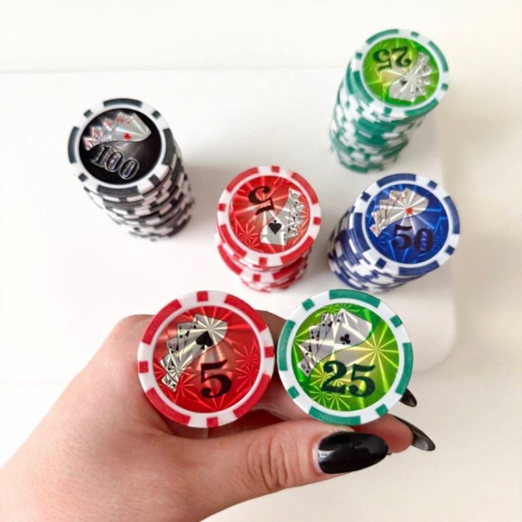 Holographic - 200 Poker Chips Briefcase 3