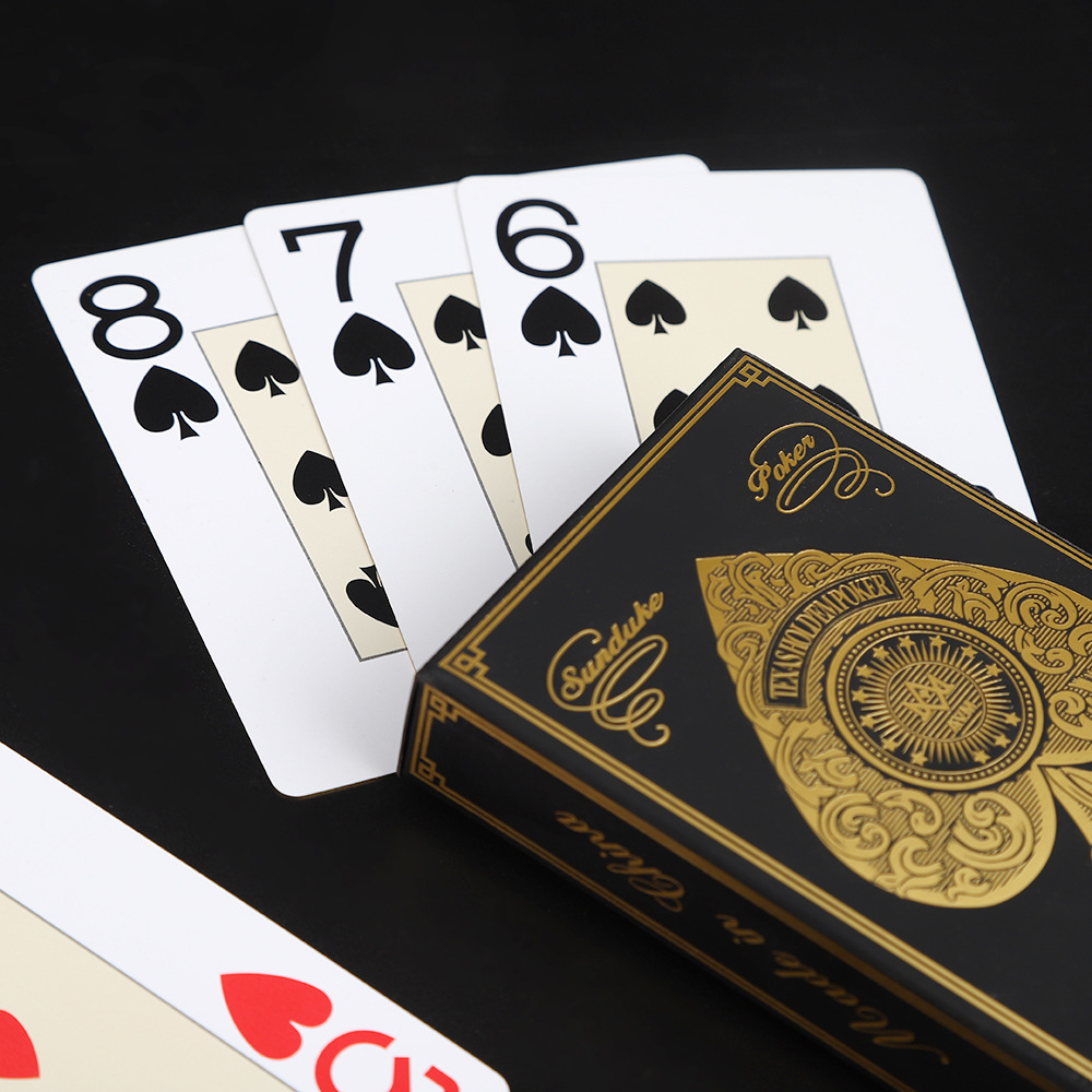 AVM Texas Hold'Em - Gold Gilded Poker Cards 4