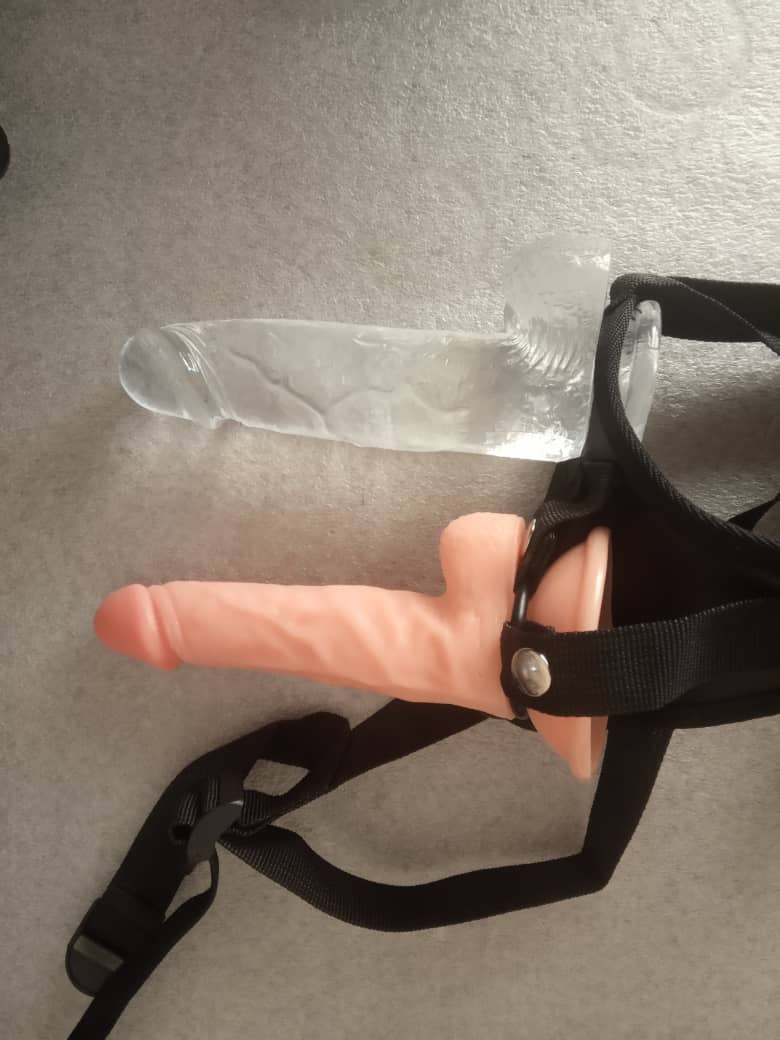 Double dildo belt