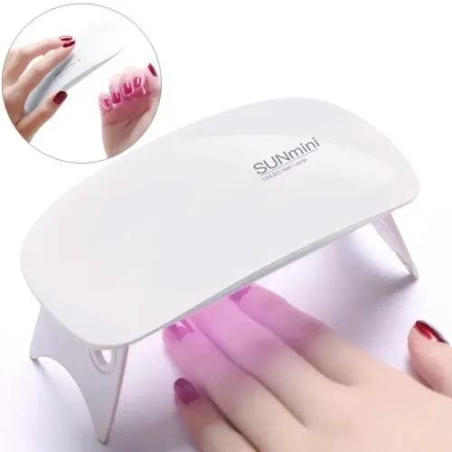 MINI LÁMPARA DE UÑAS