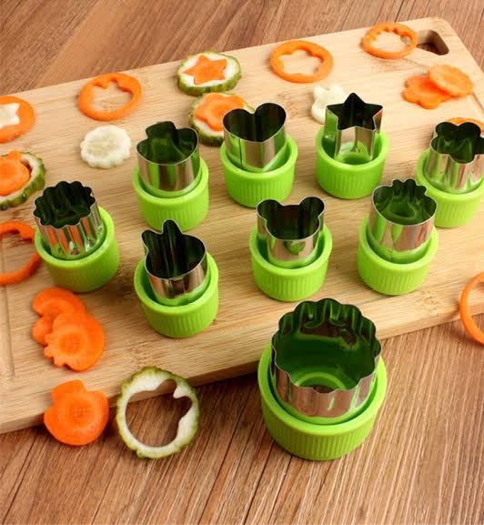 SET DE 9 CORTADORES KAWAII