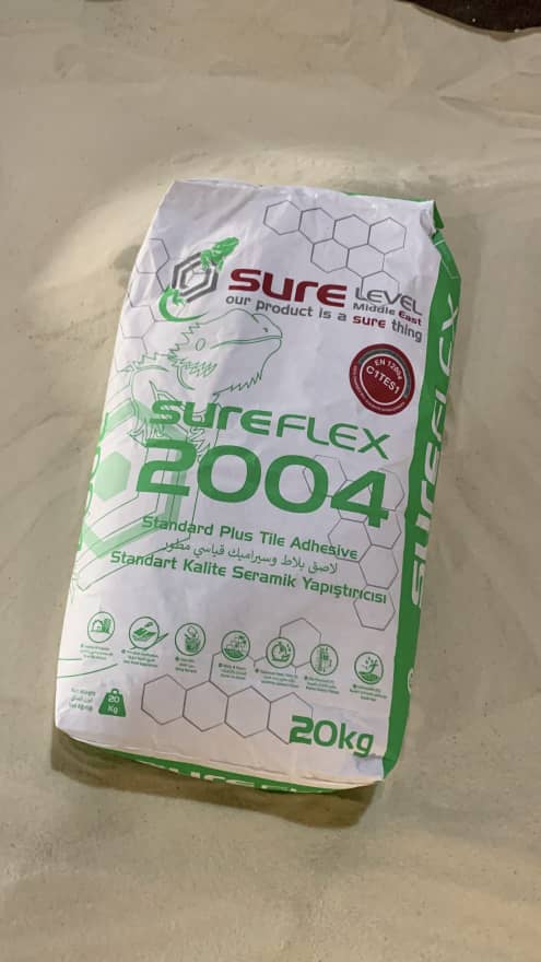 لاصق 2004 