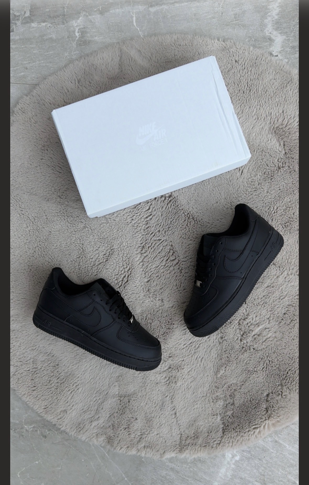 AF1 (negra)