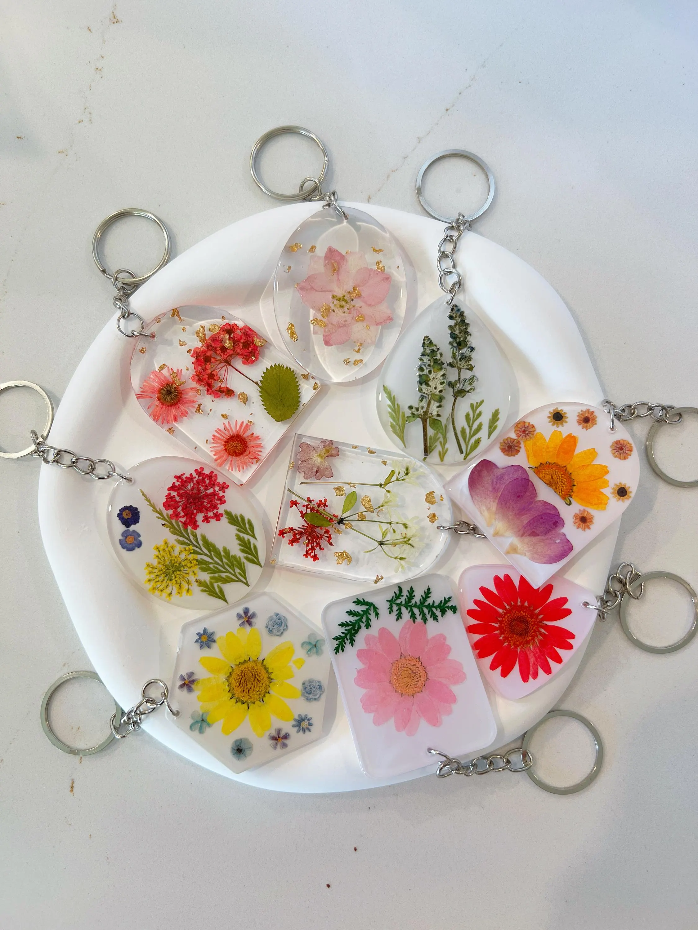 Mini cúpula con llavero floral  3