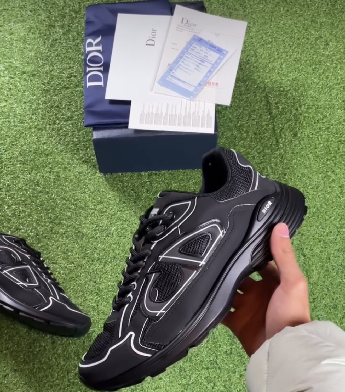 Dior b30  2