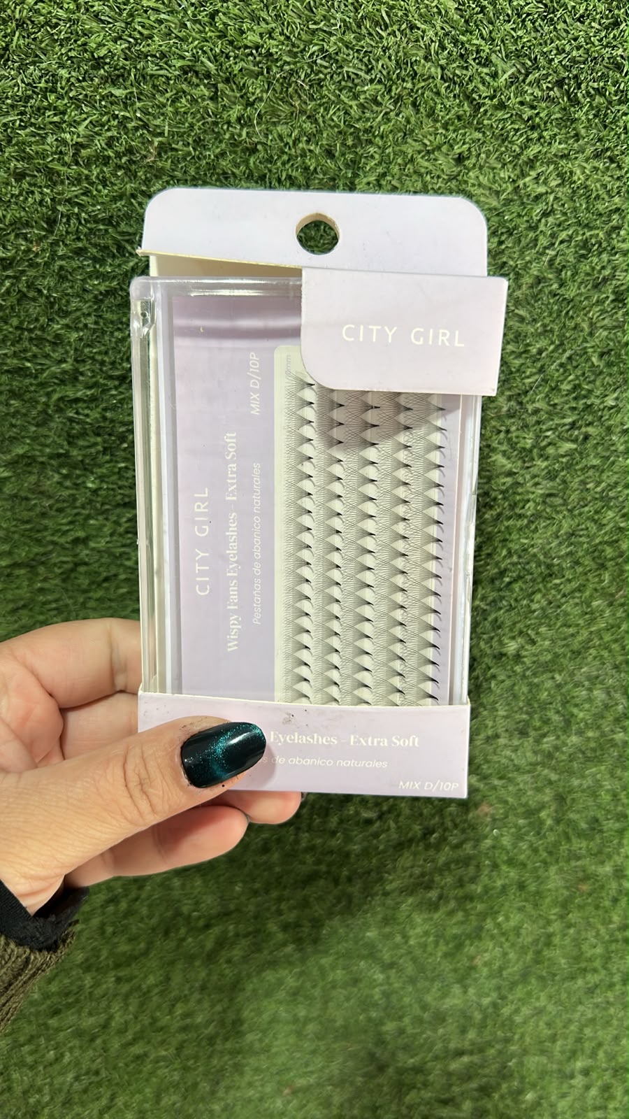 ✨ City Girl – Wispy Fans Eyelashes Extra Soft ✨