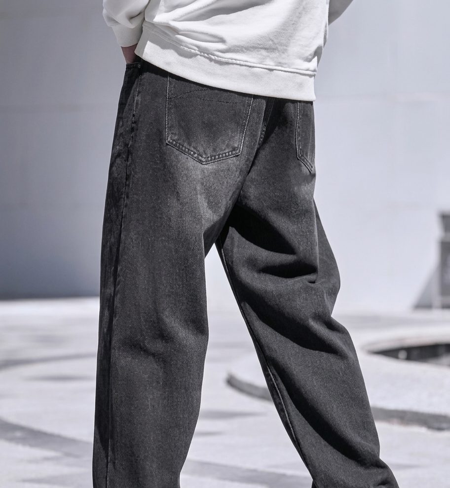 MEN'S RELAXED LOOSE-FIT JEANS 2