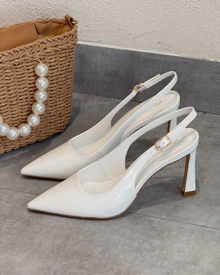 zapatos de tacón elegante