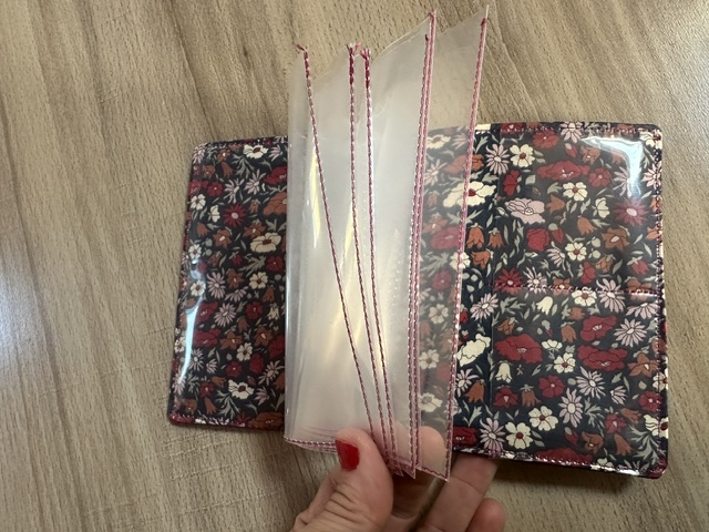 Pochette tracts à feuillets suedine Prune 2