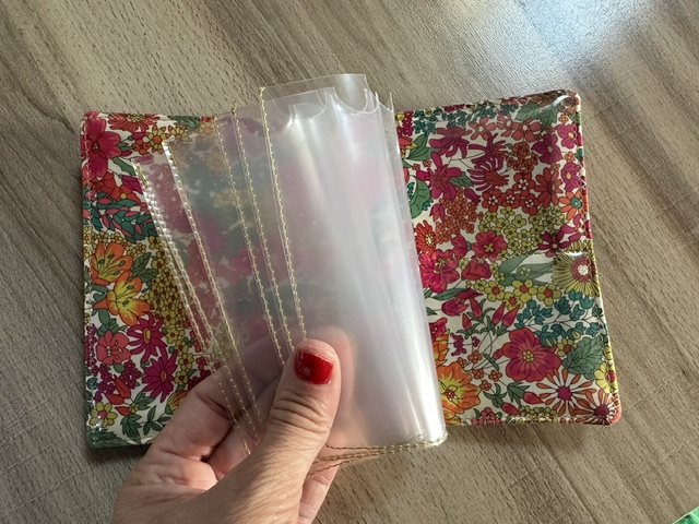 Pochette tracts à feuillets Daim moutarde 2