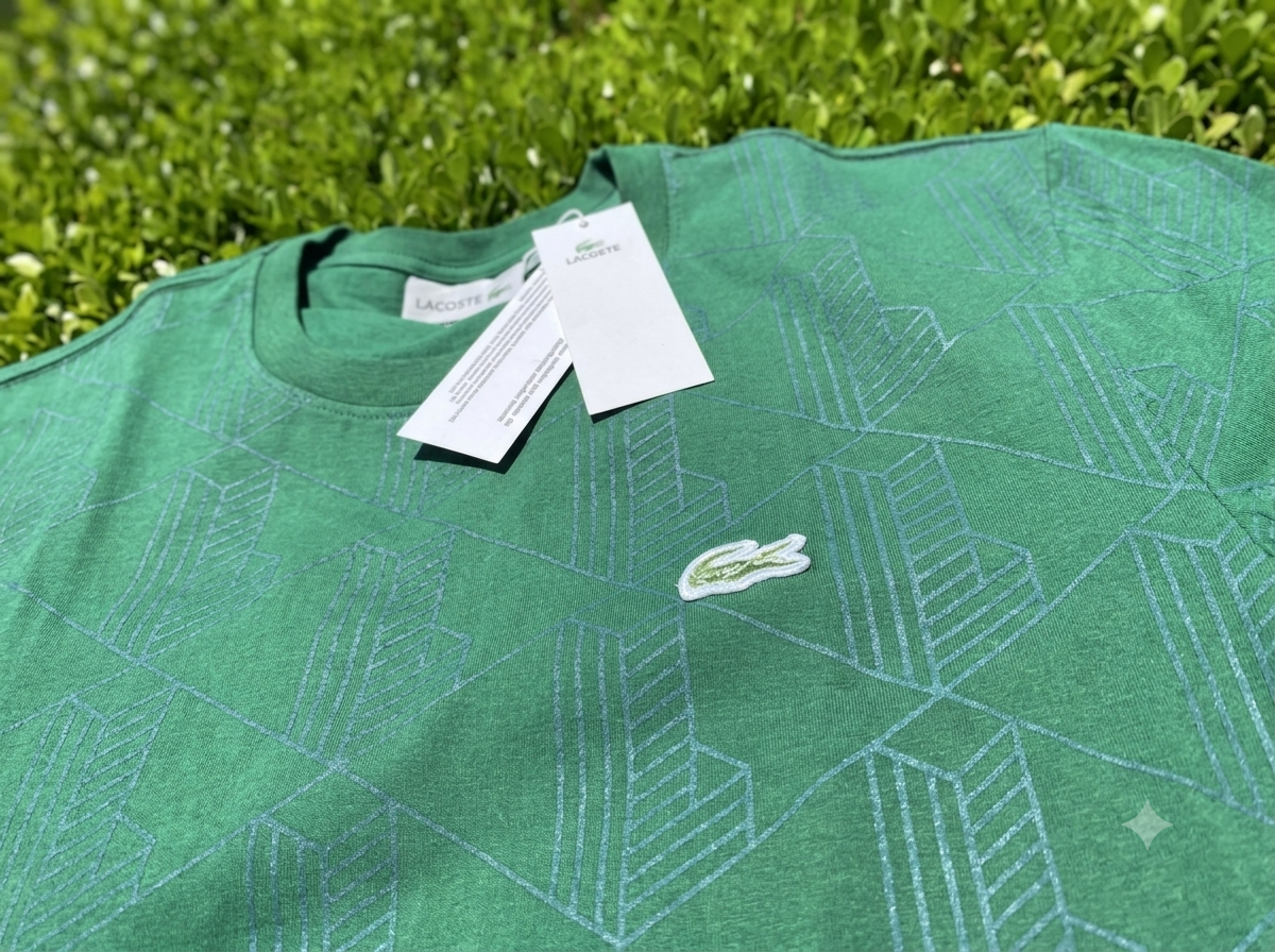 LACOSTE • Talla S amplia • Cuello redondo 3