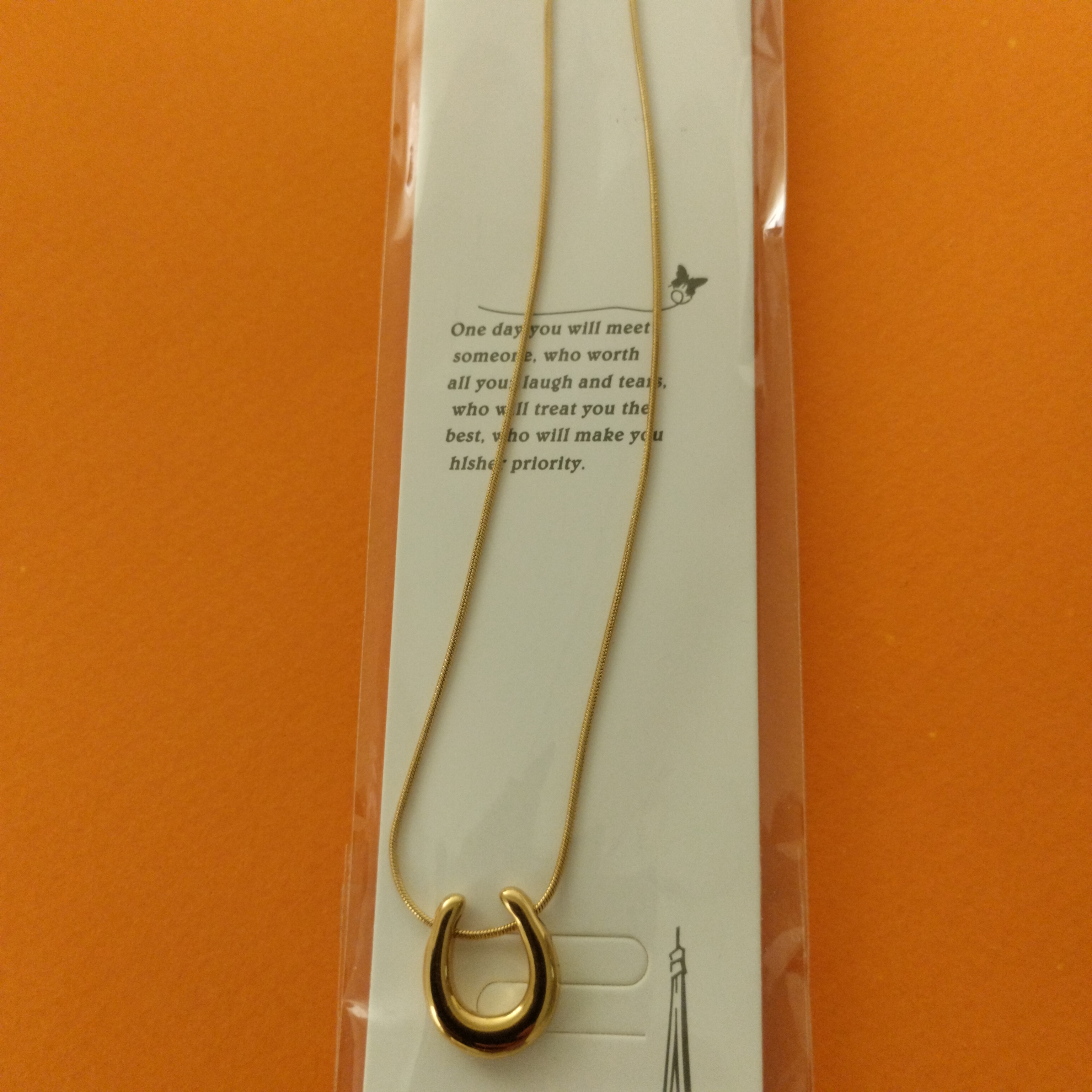 Collier doré