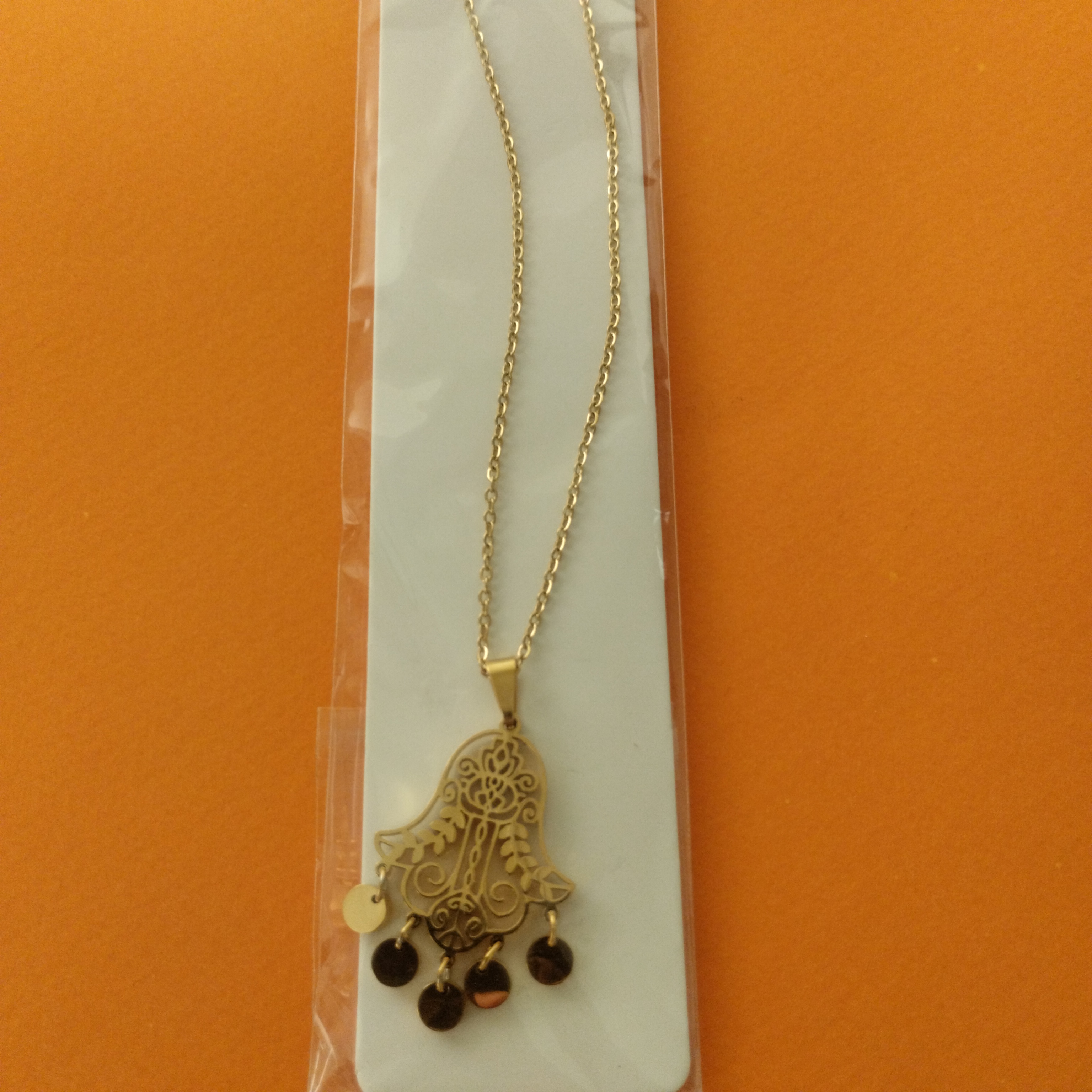 Collier doré 