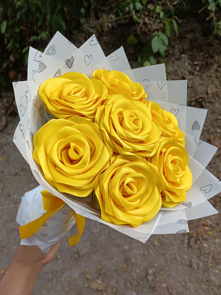 Ramo de 7 Rosas 3