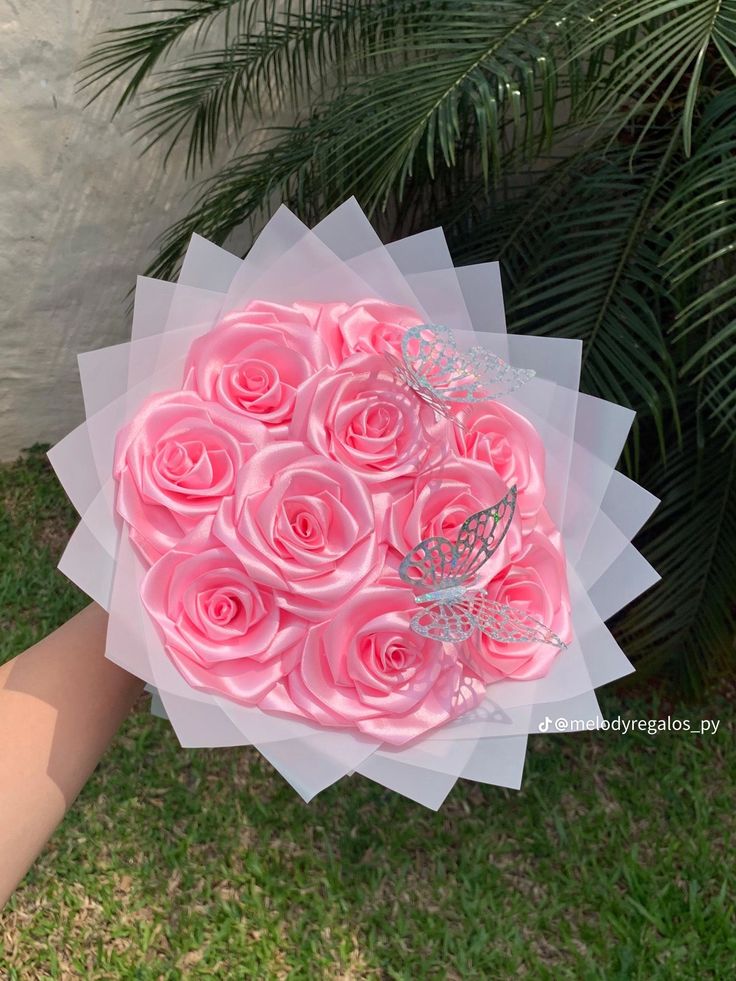 Ramo de 10 Rosas - Image 1