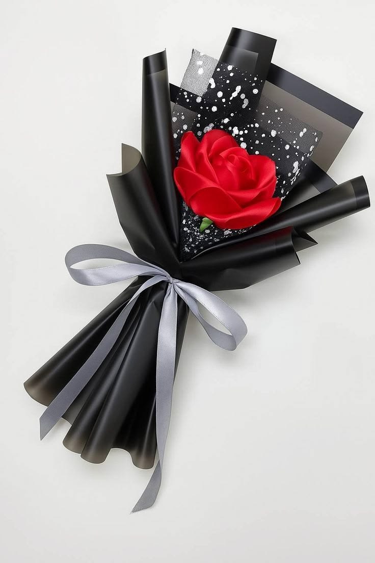 1 Rosa  Eterna - Image 1