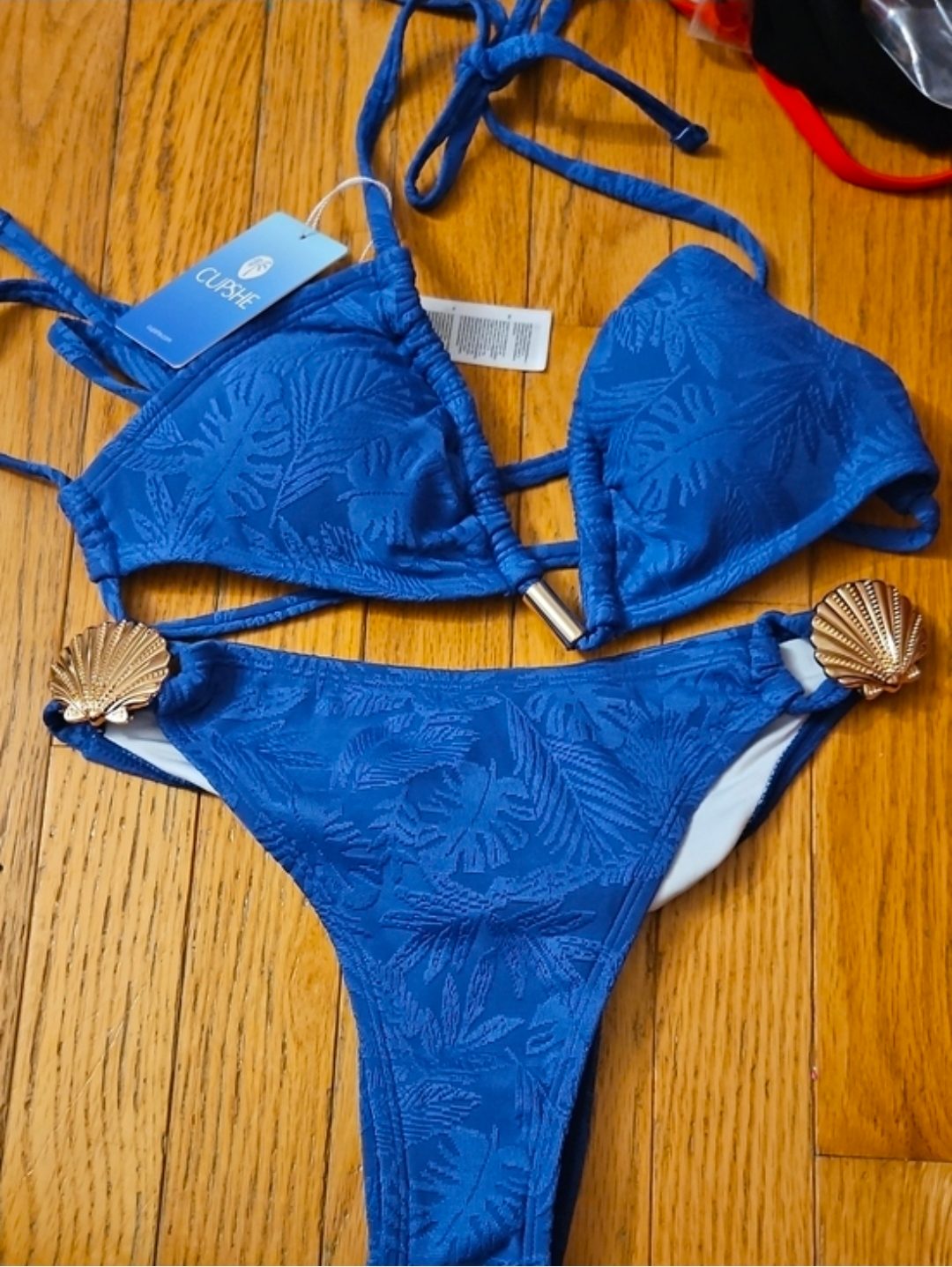 Cupshe Royal Blue Textured Shell Accent Triangle Bikini - Image 1