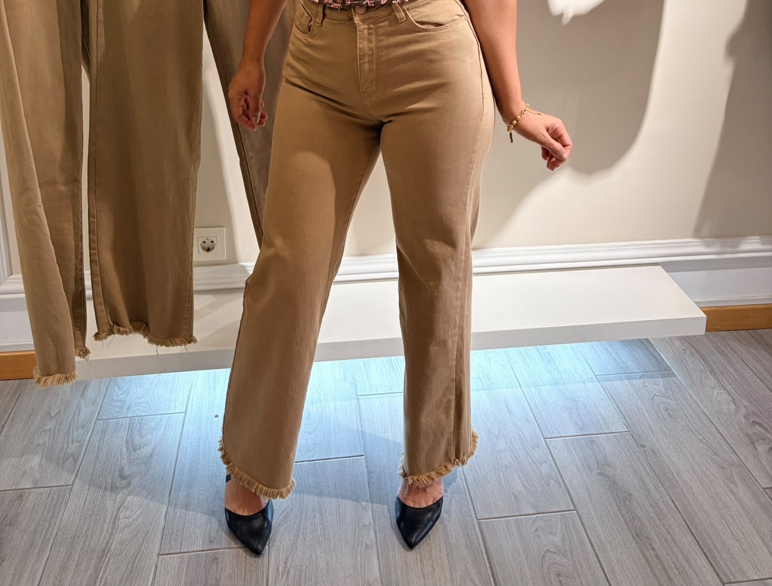Vaquero Crop 2