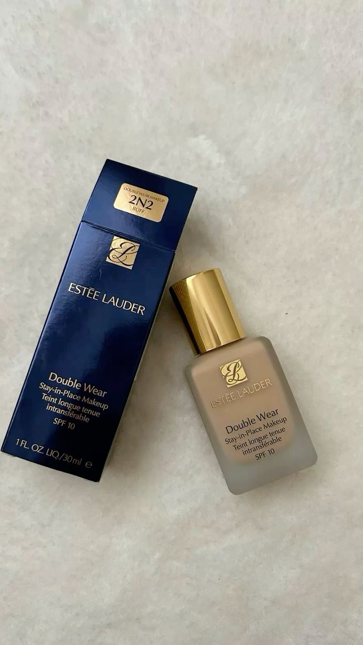 Base de maquillaje Double Wear de Estée Lauder