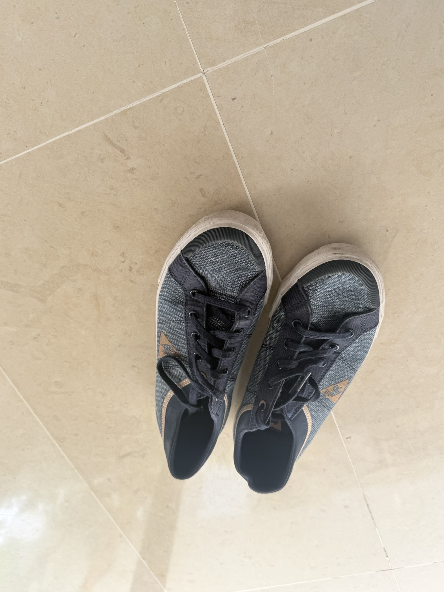 Baskets Le Coq Sportif – Pointure 37 – Bleu marine / Doré - Image 1