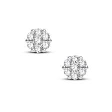 Aretes pequeños brillantes