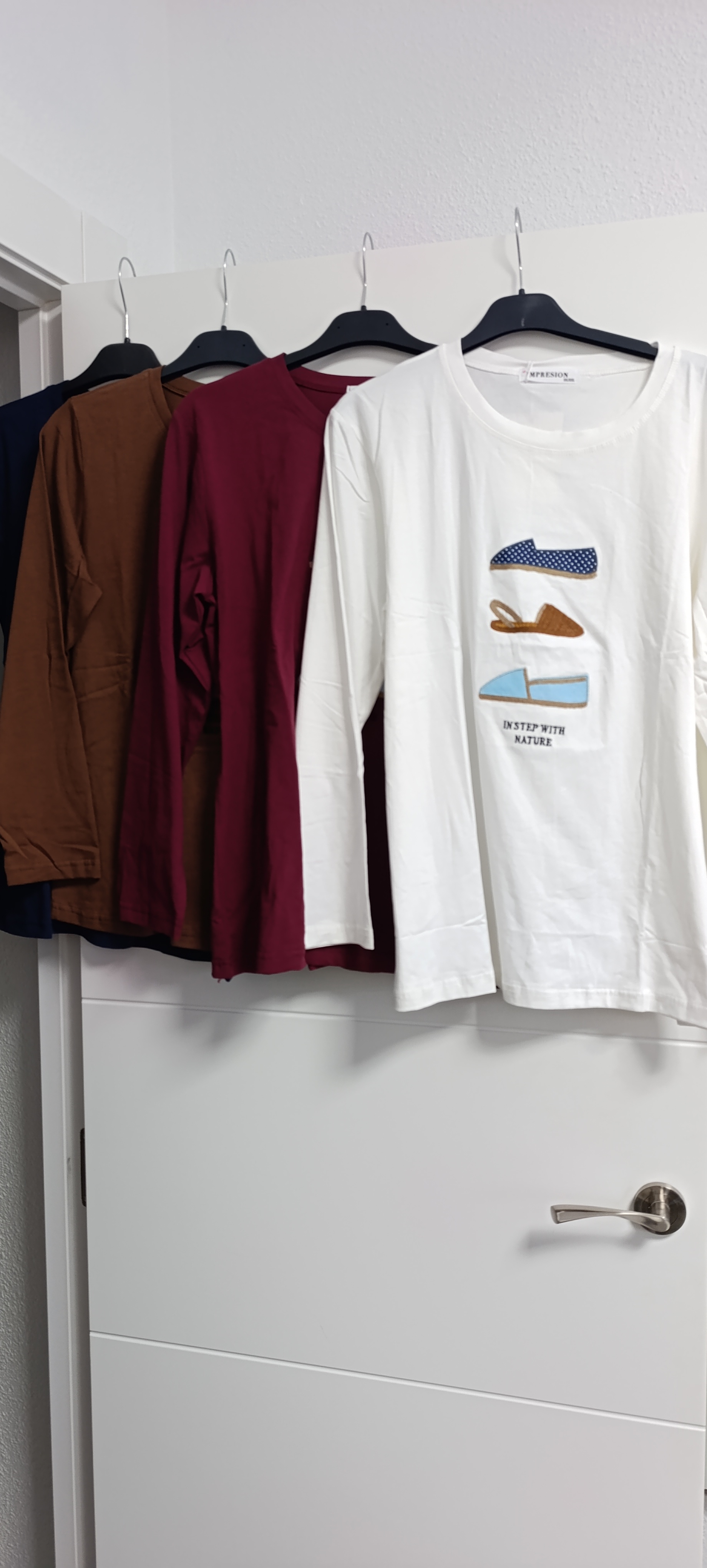 CAMISETA ZAPATILLA 