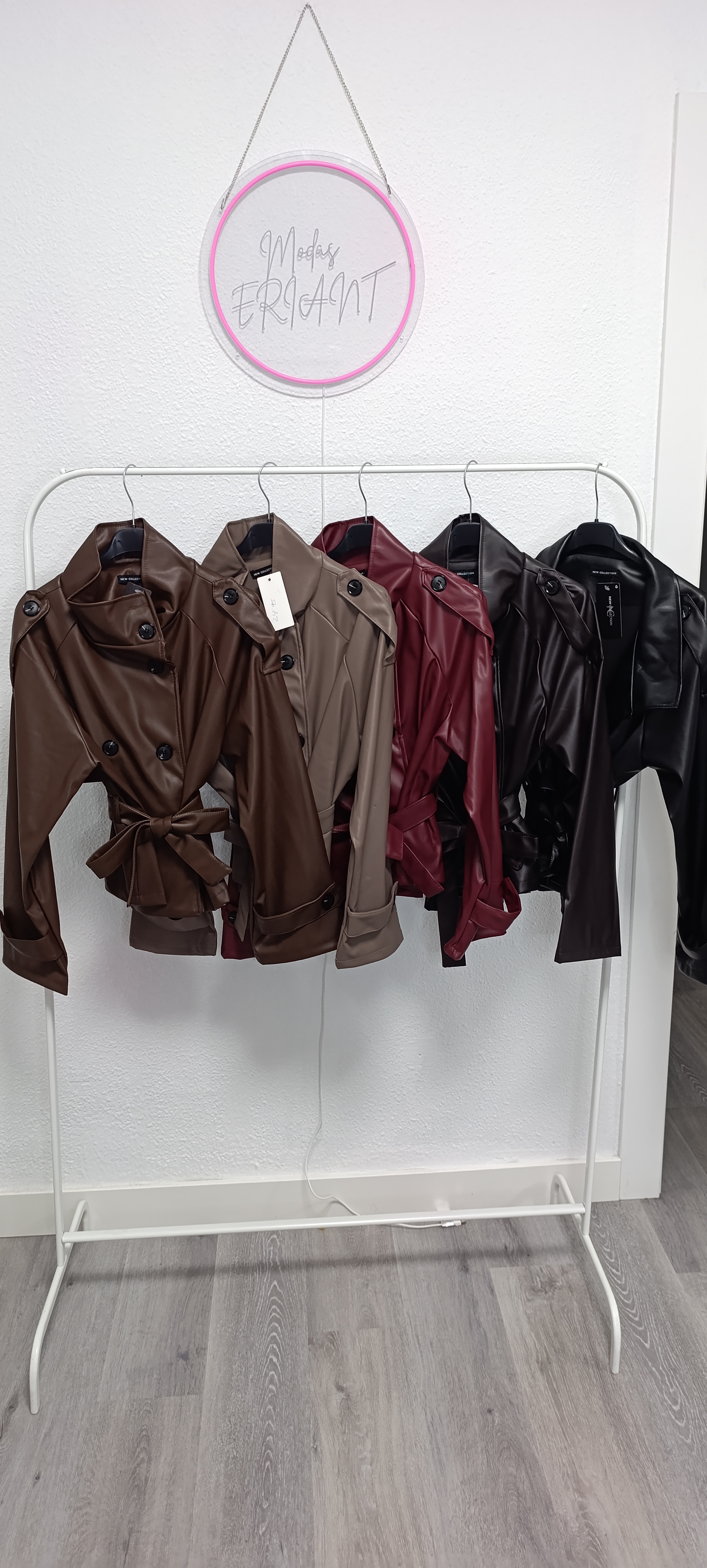 CHAQUETA POLIPIEL CORTA 3