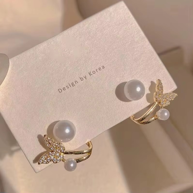 Fashion earings  - Image 1