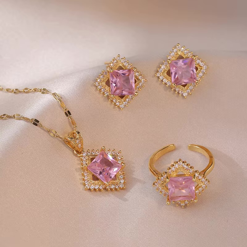 Nacklace and earings  4