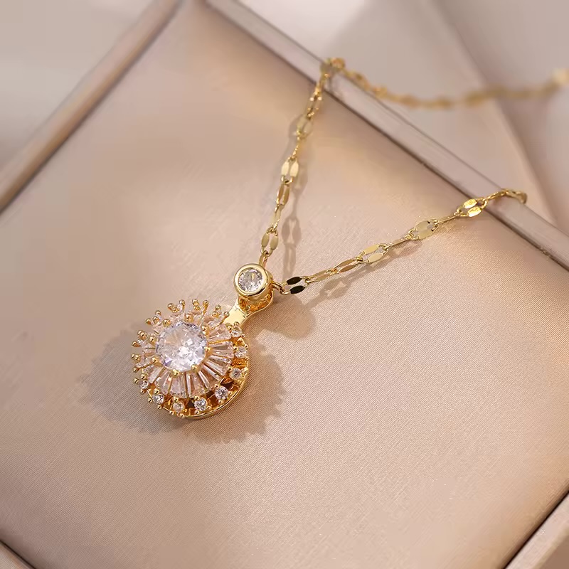 Neckless stainless steel C1 3