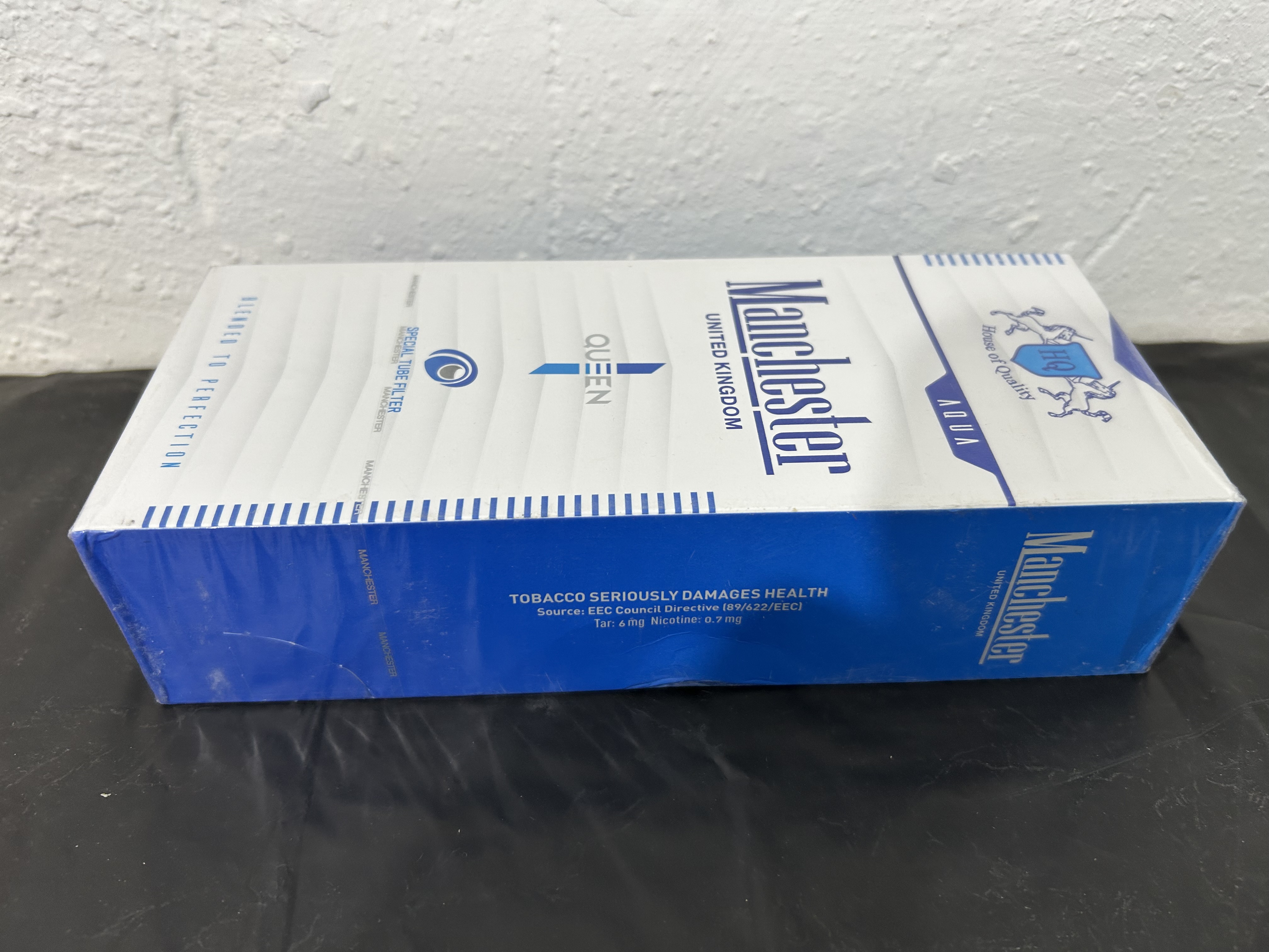 מנצסטר קומפקט כחול 165 ₪