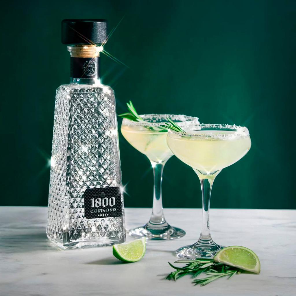 1800 Cristalino Tequila Añejo 700 mL / 23.67 oz 3