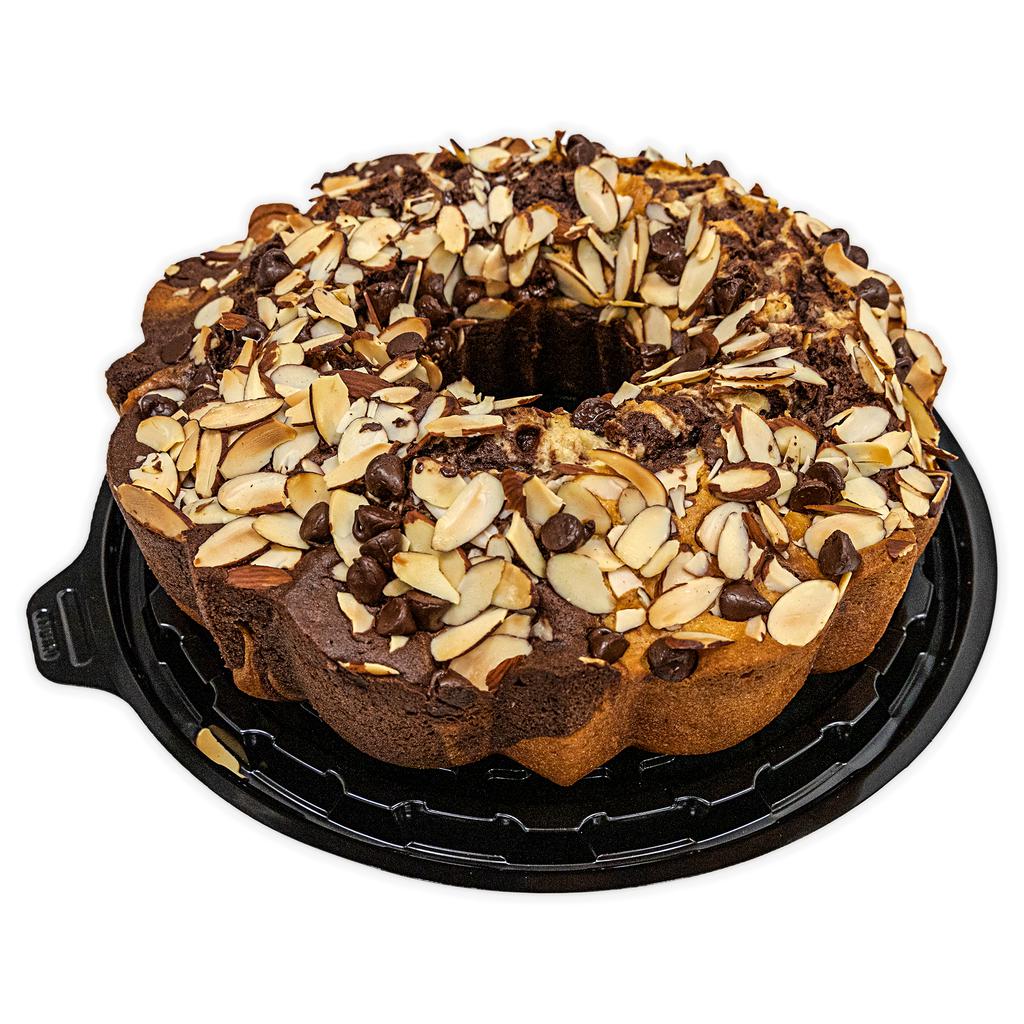 Member’s Selection Torta Tipo Magdalena Marmolada Premium con Almendras y Chispas de Chocolate Recién Horneada 2