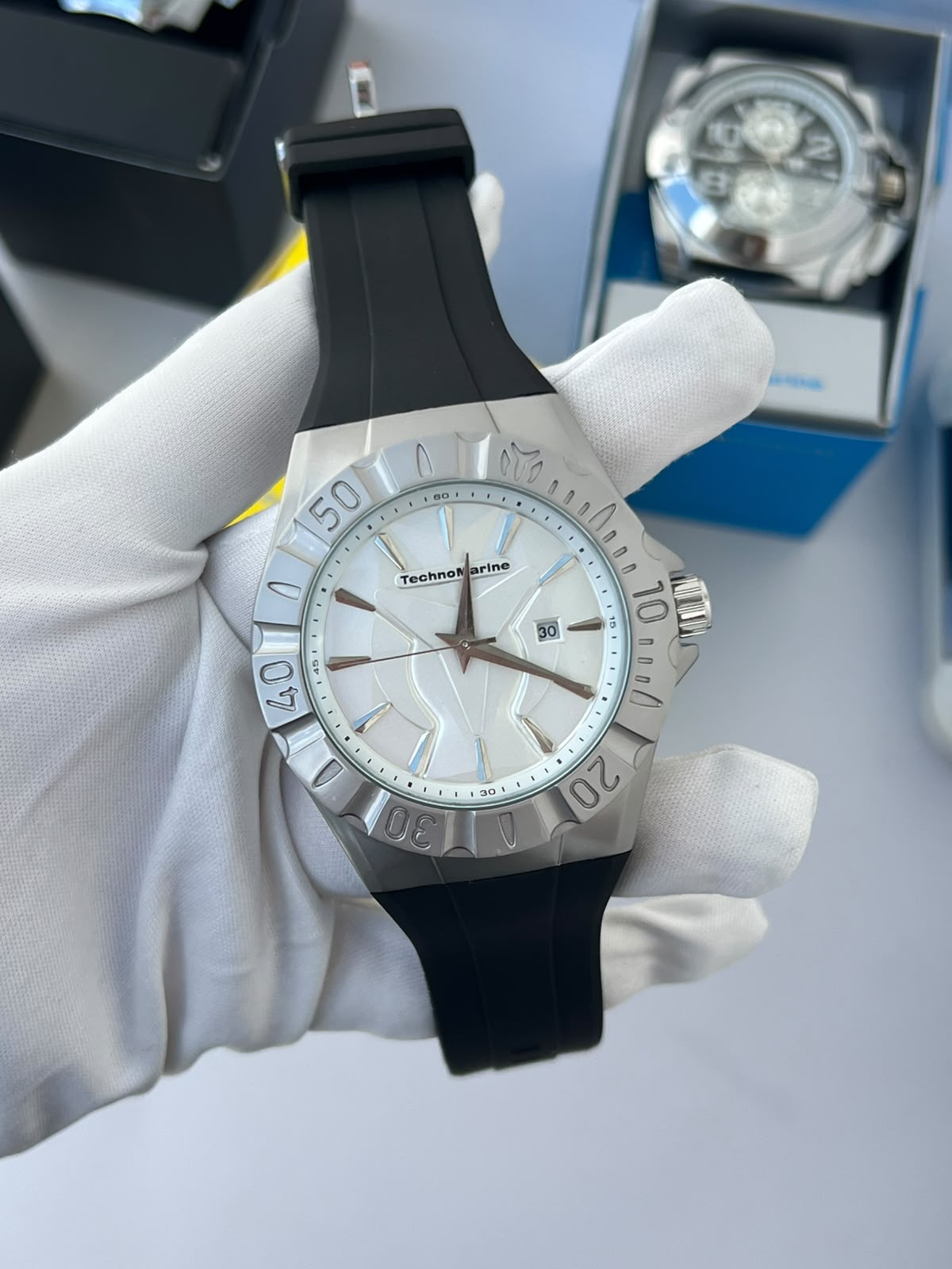 TECHNOMARINE 3