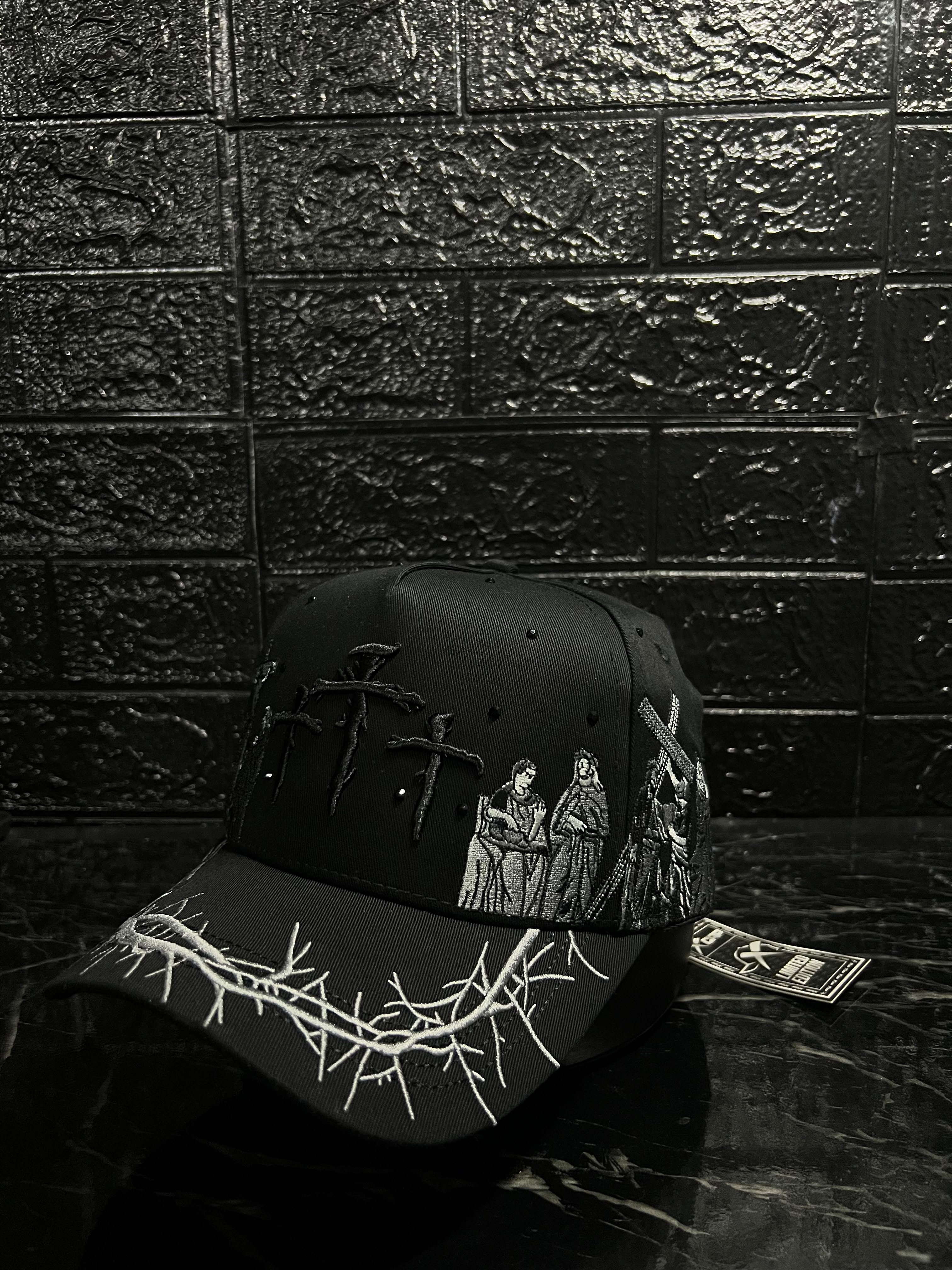 Viacrusis Black - Image 1