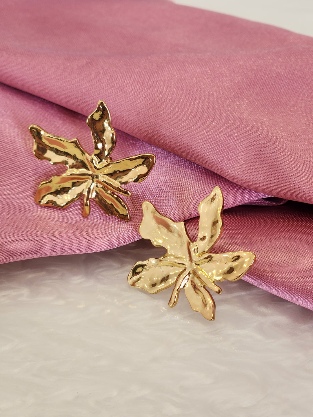 💛 Aretes Petalina