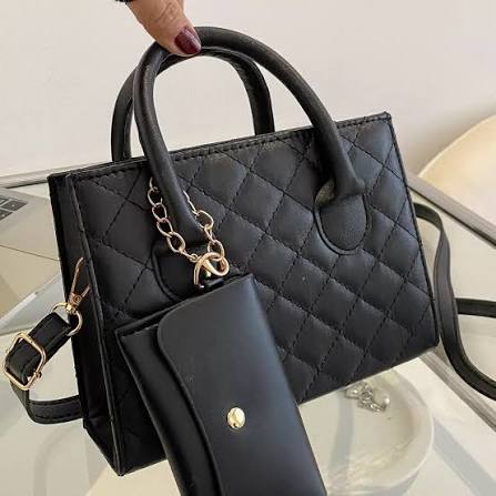 Cartera negra Chanel