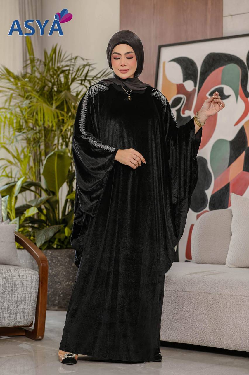 عبايه مطرزه 2